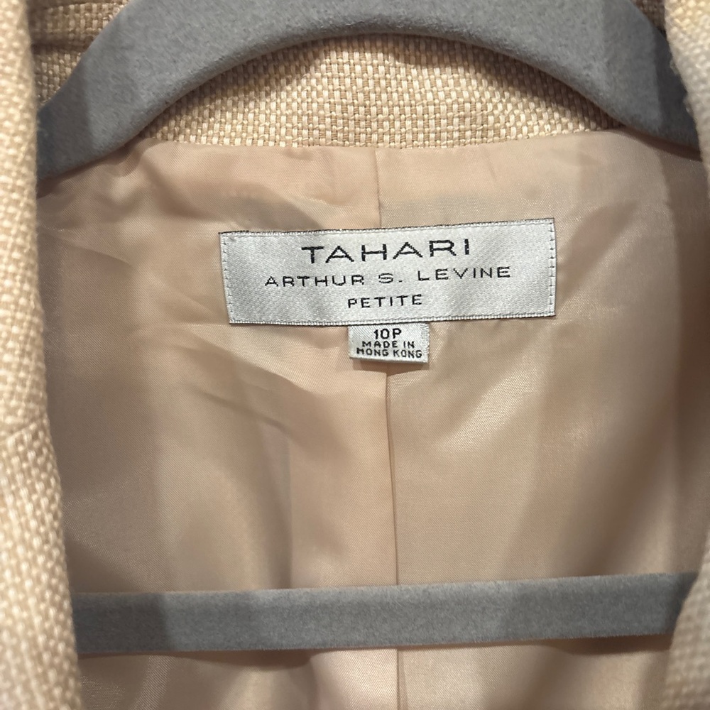 Tahari Beige Blazer and Skirt Set - Women’s 10P - Picture 3 of 7